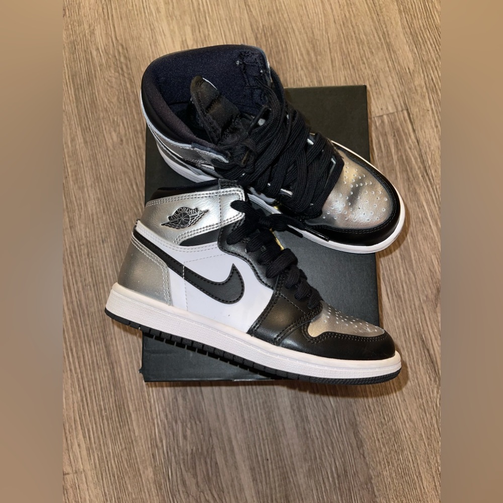 Jordan 1 Retro High OG (PS) Silver Toes